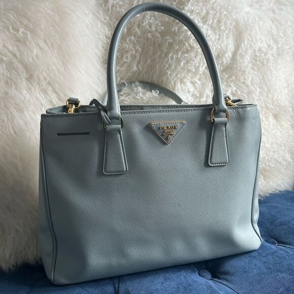 Prada Saffiano Lux Leather Galleria Double Zip Medium - Picture 1 of 9